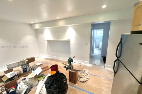 Copropriété à louer à Miami Beach, Floride: 1 chambre, 64.1 m2 № 2187872 - photo 10