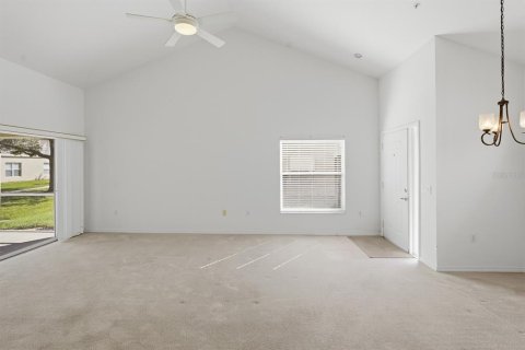 Copropriété à vendre à Bradenton, Floride: 2 chambres, 125.6 m2 № 2424006 - photo 13