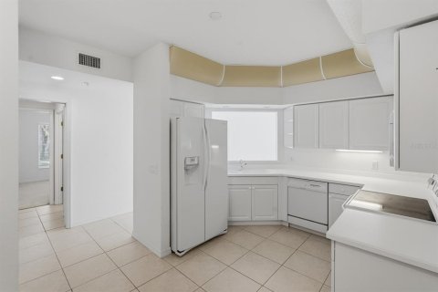 Copropriété à vendre à Bradenton, Floride: 2 chambres, 125.6 m2 № 2424006 - photo 16