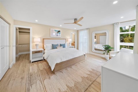 Condo in Bay Harbor Islands, Florida, 2 bedrooms  № 1994071 - photo 15