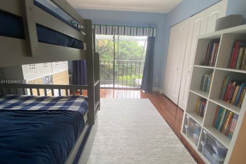 Townhouse in Doral, Florida 3 bedrooms, 159.05 sq.m. № 1989290 - photo 22