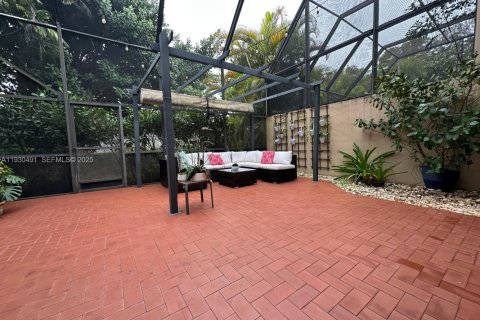 Townhouse in Doral, Florida 3 bedrooms, 159.05 sq.m. № 1989290 - photo 24