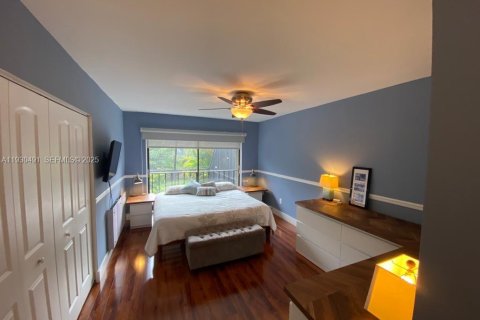 Townhouse in Doral, Florida 3 bedrooms, 159.05 sq.m. № 1989290 - photo 14