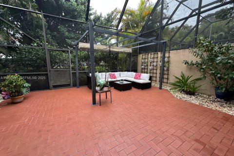 Townhouse in Doral, Florida 3 bedrooms, 159.05 sq.m. № 1989290 - photo 25