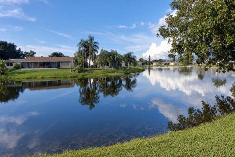 House in Holiday, Florida 2 bedrooms, 138.89 sq.m. № 2399066 - photo 2