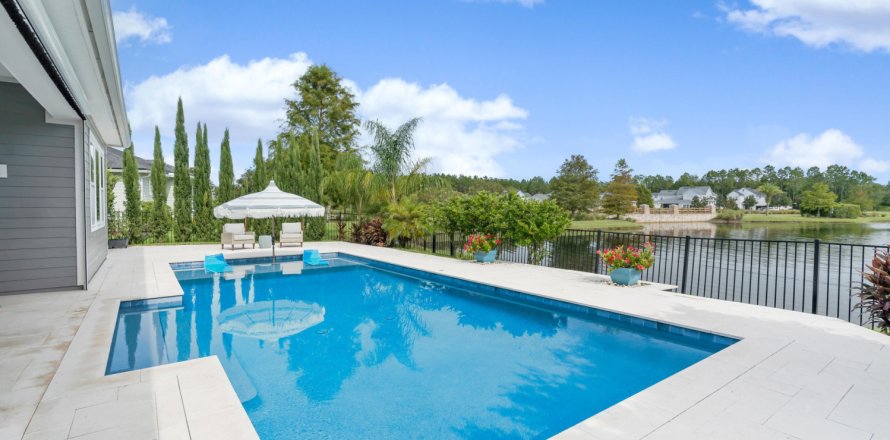 House in St. Johns, Florida 4 bedrooms, 333.7 sq.m. № 857481