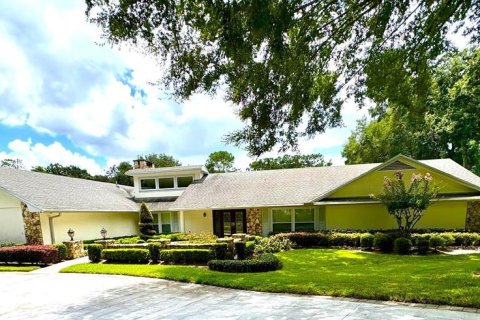 Villa ou maison à louer à Longwood, Floride: 5 chambres, 343.37 m2 № 1853340 - photo 1