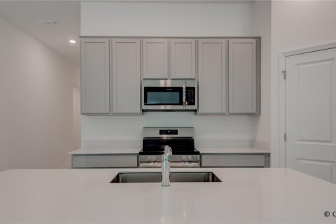 Casa en alquiler en Kissimmee, Florida, 3 dormitorios, 146.79 m2 № 1918999 - foto 19