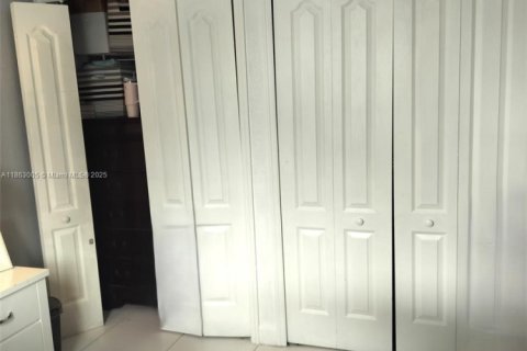 Condo in Homestead, Florida, 3 bedrooms  № 1978799 - photo 5