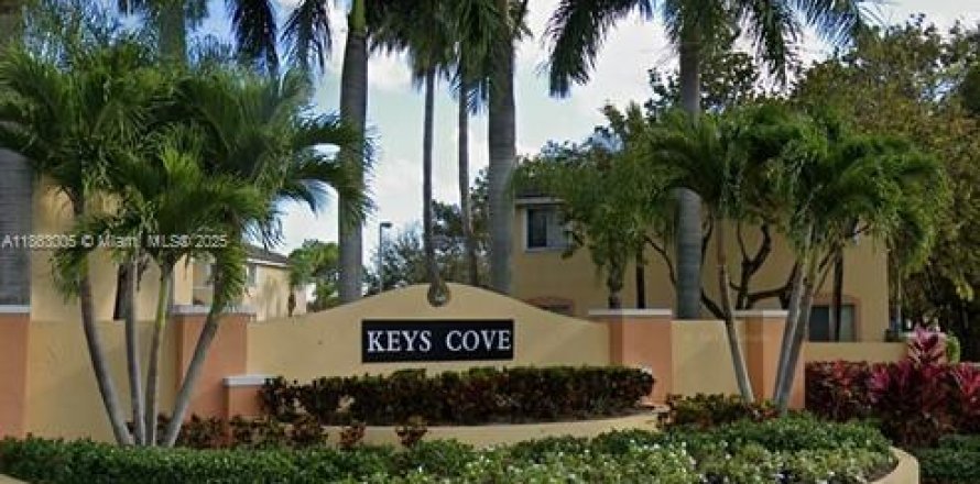 Condo in Homestead, Florida, 3 bedrooms  № 1978799