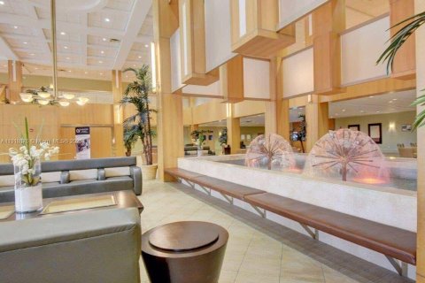 Снять в аренду кондоминиум в Бока-Ратон, Флорида 2 спальни, 79.99м2, № 1974449 - фото 19