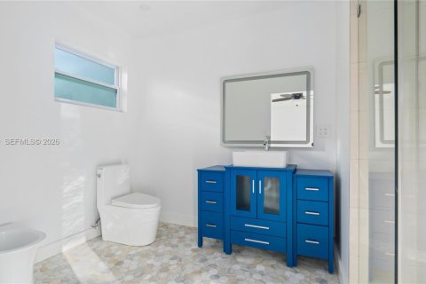 Villa ou maison à vendre à Miami, Floride: 3 chambres, 132.01 m2 № 2017932 - photo 27