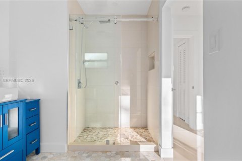 Villa ou maison à vendre à Miami, Floride: 3 chambres, 132.01 m2 № 2017932 - photo 28