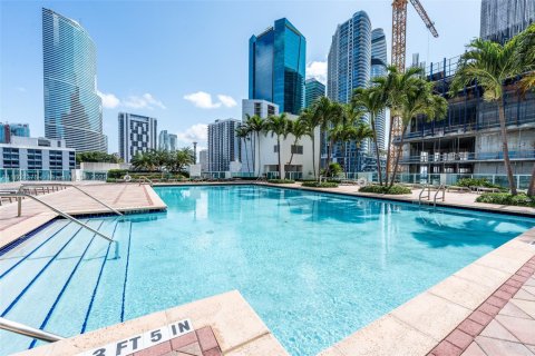 Condominio en venta en Miami, Florida, 1 dormitorio, 72 m2 № 1888784 - foto 17