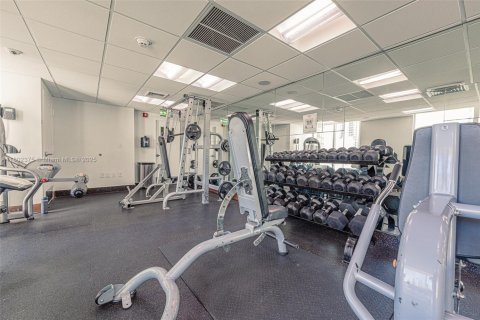 Condominio en venta en Miami, Florida, 1 dormitorio, 72 m2 № 1888784 - foto 30