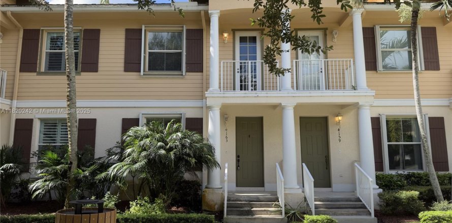 Townhouse in Jupiter, Florida 3 bedrooms, 119.84 sq.m. № 1783609