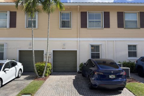 Townhouse in Jupiter, Florida 3 bedrooms, 119.84 sq.m. № 1783609 - photo 2