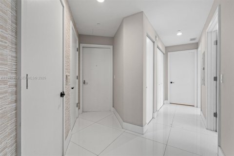 Copropriété à vendre à North Miami Beach, Floride: 3 chambres, 144.56 m2 № 2045590 - photo 5
