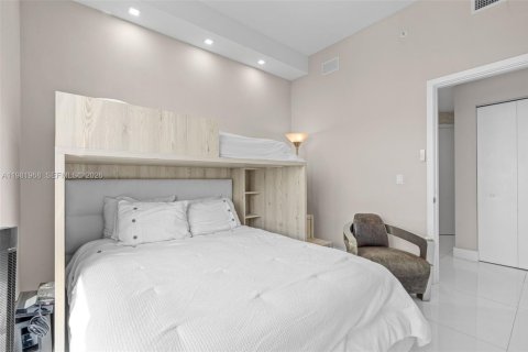 Copropriété à vendre à North Miami Beach, Floride: 3 chambres, 144.56 m2 № 2045590 - photo 25