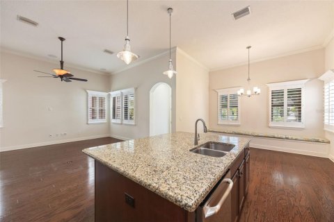 Villa ou maison à vendre à Apollo Beach, Floride: 5 chambres, 293.39 m2 № 2200820 - photo 11