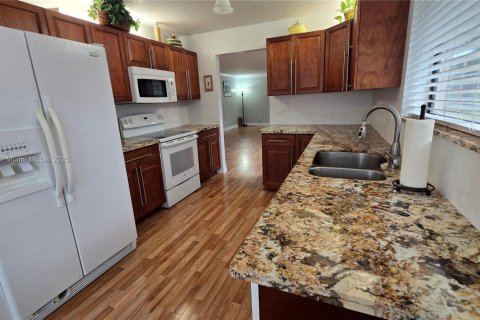 Condominio en venta en Davie, Florida, 2 dormitorios, 128.21 m2 № 1880011 - foto 4