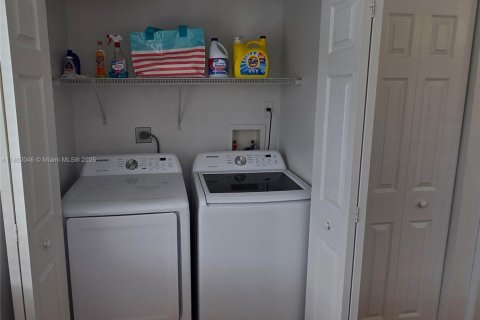 Condominio en venta en Davie, Florida, 2 dormitorios, 128.21 m2 № 1880011 - foto 15