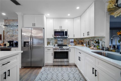 Casa en venta en Delray Beach, Florida, 2 dormitorios, 140.47 m2 № 2004948 - foto 15