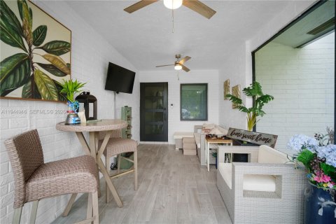 Casa en venta en Delray Beach, Florida, 2 dormitorios, 140.47 m2 № 2004948 - foto 7