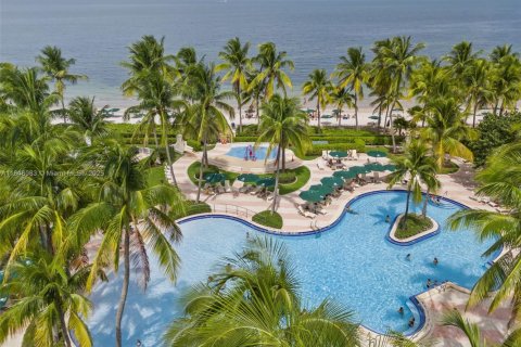 Condominio en venta en Key Biscayne, Florida, 3 dormitorios, 145.86 m2 № 1849298 - foto 4