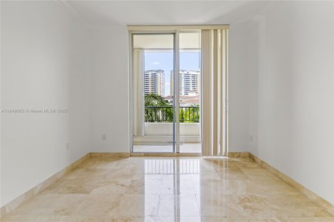 Condominio en venta en Key Biscayne, Florida, 3 dormitorios, 145.86 m2 № 1849298 - foto 30