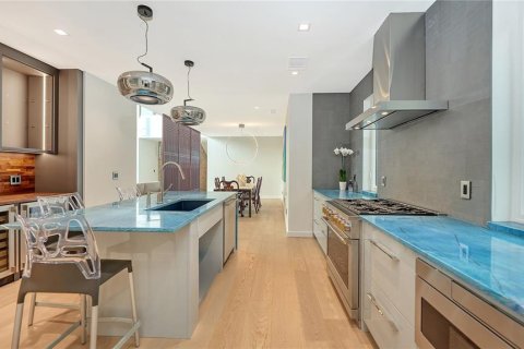 Casa en venta en Longboat Key, Florida, 5 dormitorios, 354.42 m2 № 1624648 - foto 15