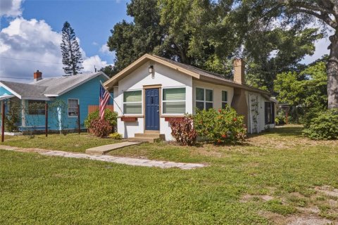 Casa en Gulfport, Florida 2 dormitorios, 79.15 m2 № 2322600