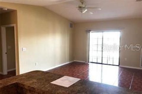 Copropriété à louer à Orlando, Floride: 2 chambres, 97.92 m2 № 2408238 - photo 4
