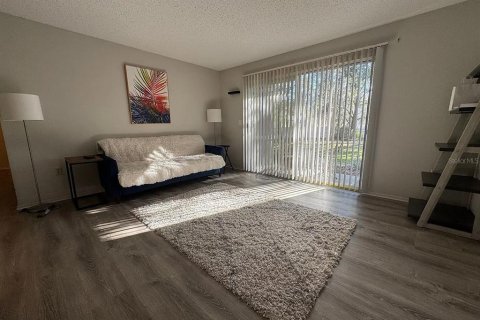 Copropriété à louer à Gainesville, Floride: 2 chambres, 88.26 m2 № 2437278 - photo 3