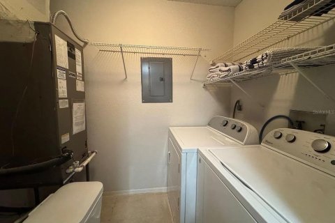 Copropriété à louer à Gainesville, Floride: 2 chambres, 88.26 m2 № 2437278 - photo 8