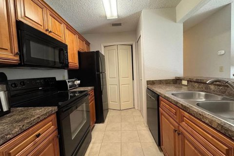 Copropriété à louer à Gainesville, Floride: 2 chambres, 88.26 m2 № 2437278 - photo 6