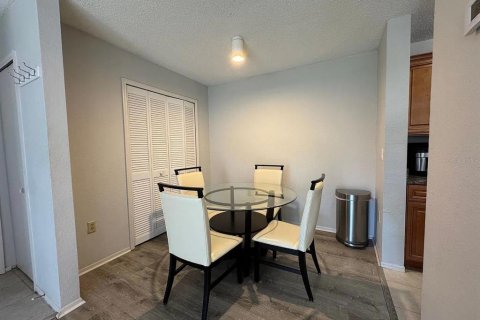 Copropriété à louer à Gainesville, Floride: 2 chambres, 88.26 m2 № 2437278 - photo 4