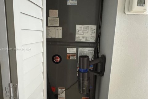 Снять в аренду виллу или дом в Майами, Флорида 3 спальни, 115.38м2, № 2050287 - фото 11