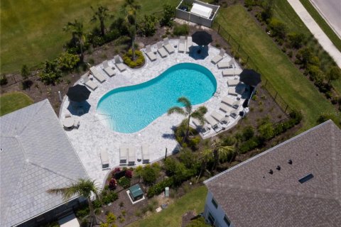 Touwnhouse à vendre à Sarasota, Floride: 2 chambres, 111.48 m2 № 1775536 - photo 13
