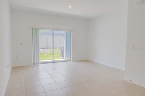 Touwnhouse à vendre à Sarasota, Floride: 2 chambres, 111.48 m2 № 1775536 - photo 8