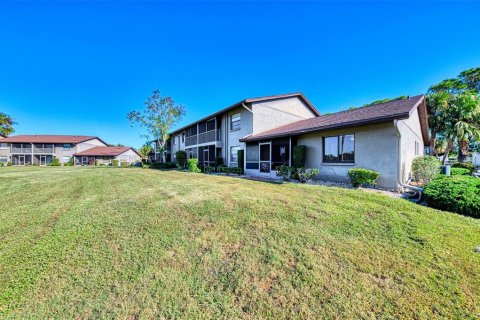 Condo in Venice, Florida, 2 bedrooms  № 1831254 - photo 29