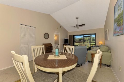 Condo in Venice, Florida, 2 bedrooms  № 1831254 - photo 10