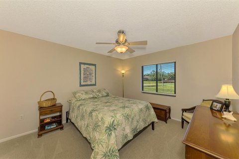 Condo in Venice, Florida, 2 bedrooms  № 1831254 - photo 16