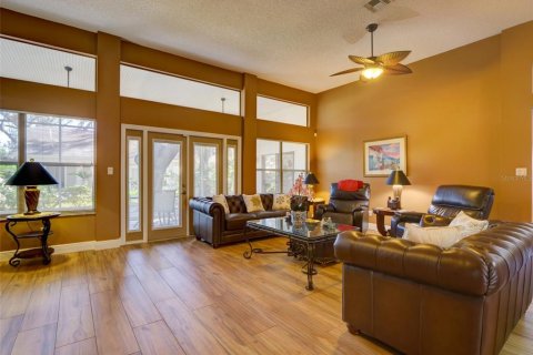Casa en venta en Leesburg, Florida, 3 dormitorios, 266.44 m2 № 1515611 - foto 9