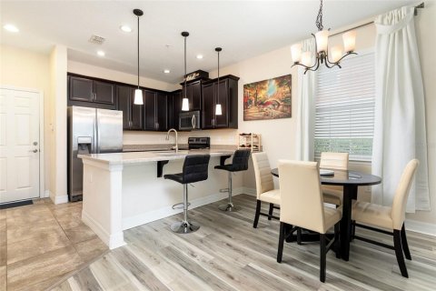 Townhouse in Winter Springs, Florida 3 bedrooms, 149.2 sq.m. № 2196078 - photo 6