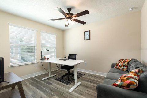 Townhouse in Winter Springs, Florida 3 bedrooms, 149.2 sq.m. № 2196078 - photo 18