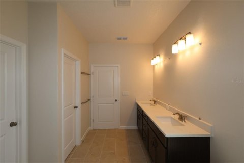 Villa ou maison à vendre à Zellwood, Floride: 4 chambres, 208.19 m2 № 2344606 - photo 15