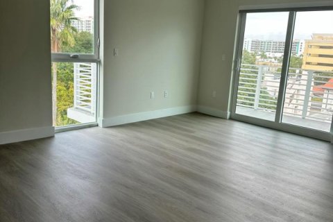 Copropriété à vendre à Hollywood, Floride: 2 chambres, 108.7 m2 № 2190984 - photo 4