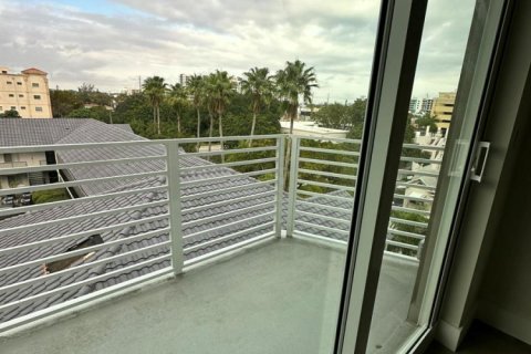 Copropriété à vendre à Hollywood, Floride: 2 chambres, 108.7 m2 № 2190984 - photo 14