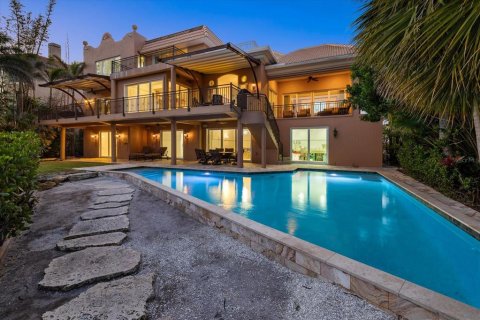 Casa en venta en Sarasota, Florida, 4 dormitorios, 423.82 m2 № 1515627 - foto 4